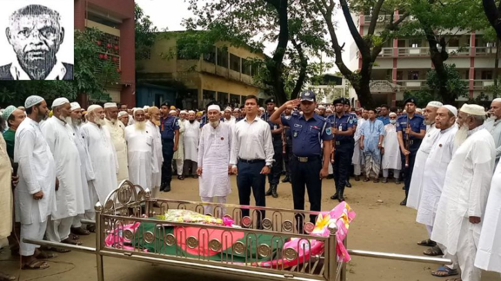 রাষ্ট্রীয় মর্যাদায় কাউন্সিলর রিপনের পিতা বীর মুক্তিযোদ্ধার দাফন