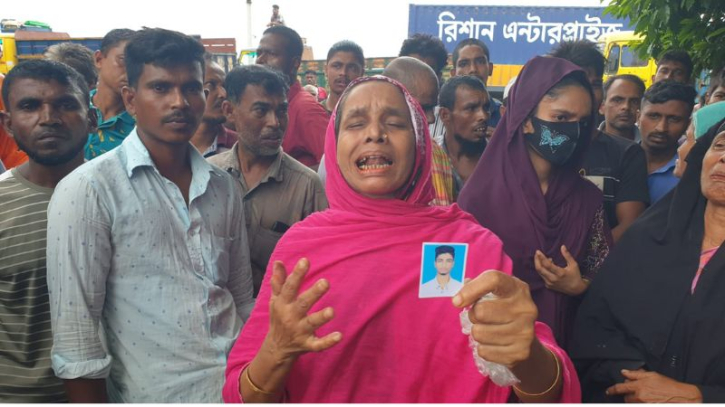 গাজী টায়ারস আগুন: নিখোঁজ ব্যক্তিদের স্বজনদের হতাশা, ক্ষোভ