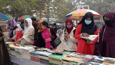 ’নাইন্টি নাইন বুক শপ’-এর উদ্যোগে ভ্রাম্যমাণ বইমেলা শুরু