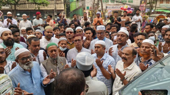 ছুরিকাঘাতে নিহত ছাত্রদল কর্মী অপূর্বর জানাজা অনুষ্ঠিত